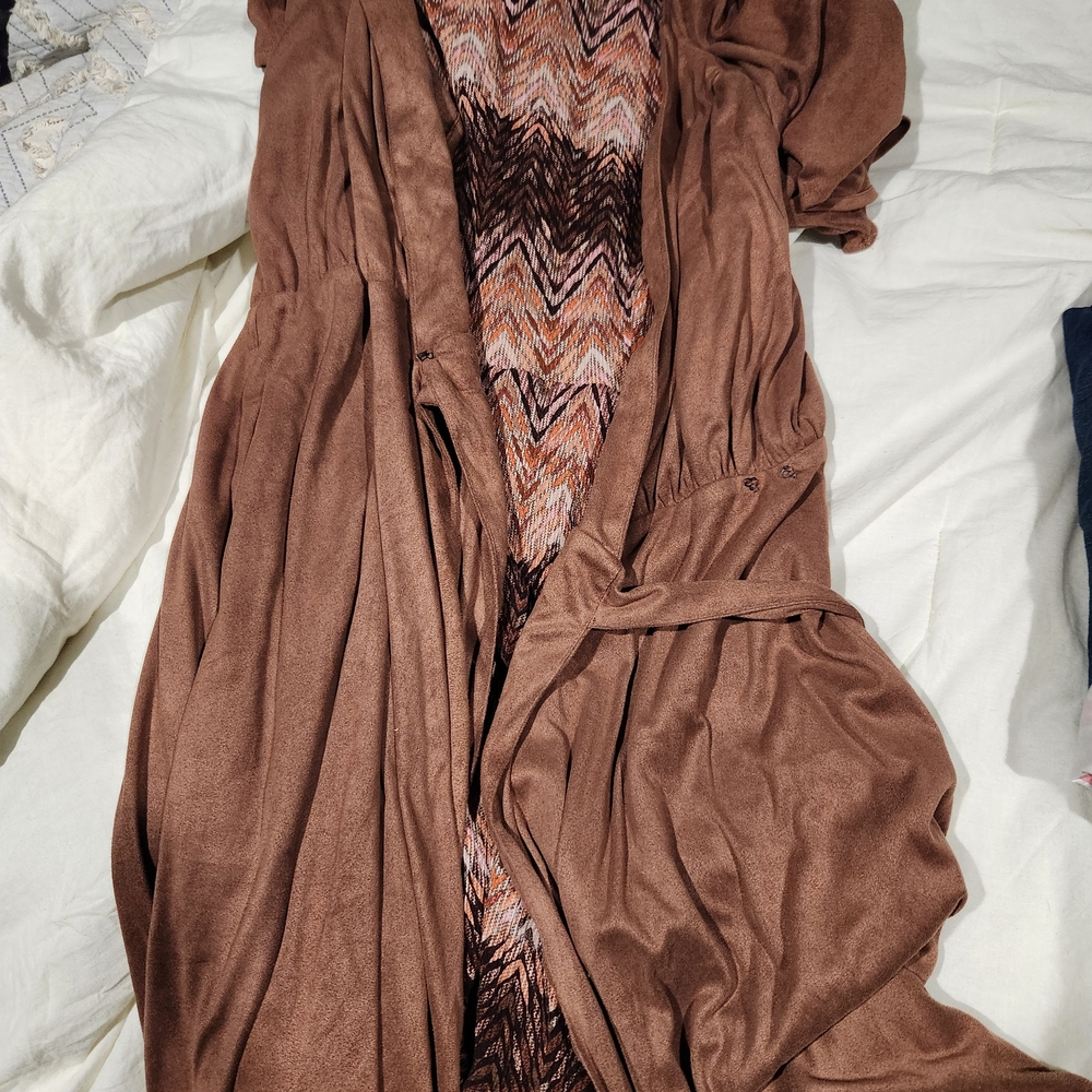 Miss Me Brown Wrap Dress Size Small - Picture 3 of 4